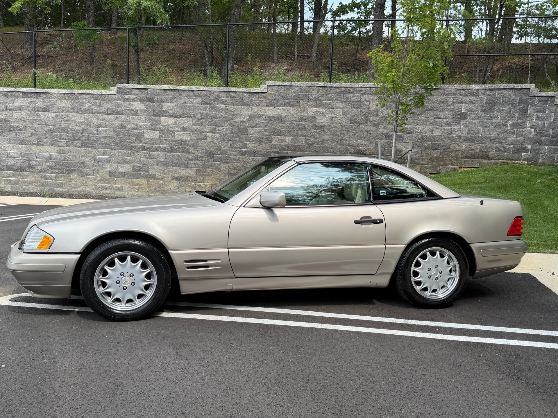 1997 Mercedes-Benz SL500 Panoramic roof R129
