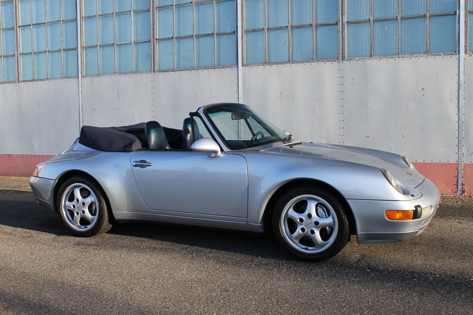 1995 Porsche 911 Carrera 4 Carrera 4