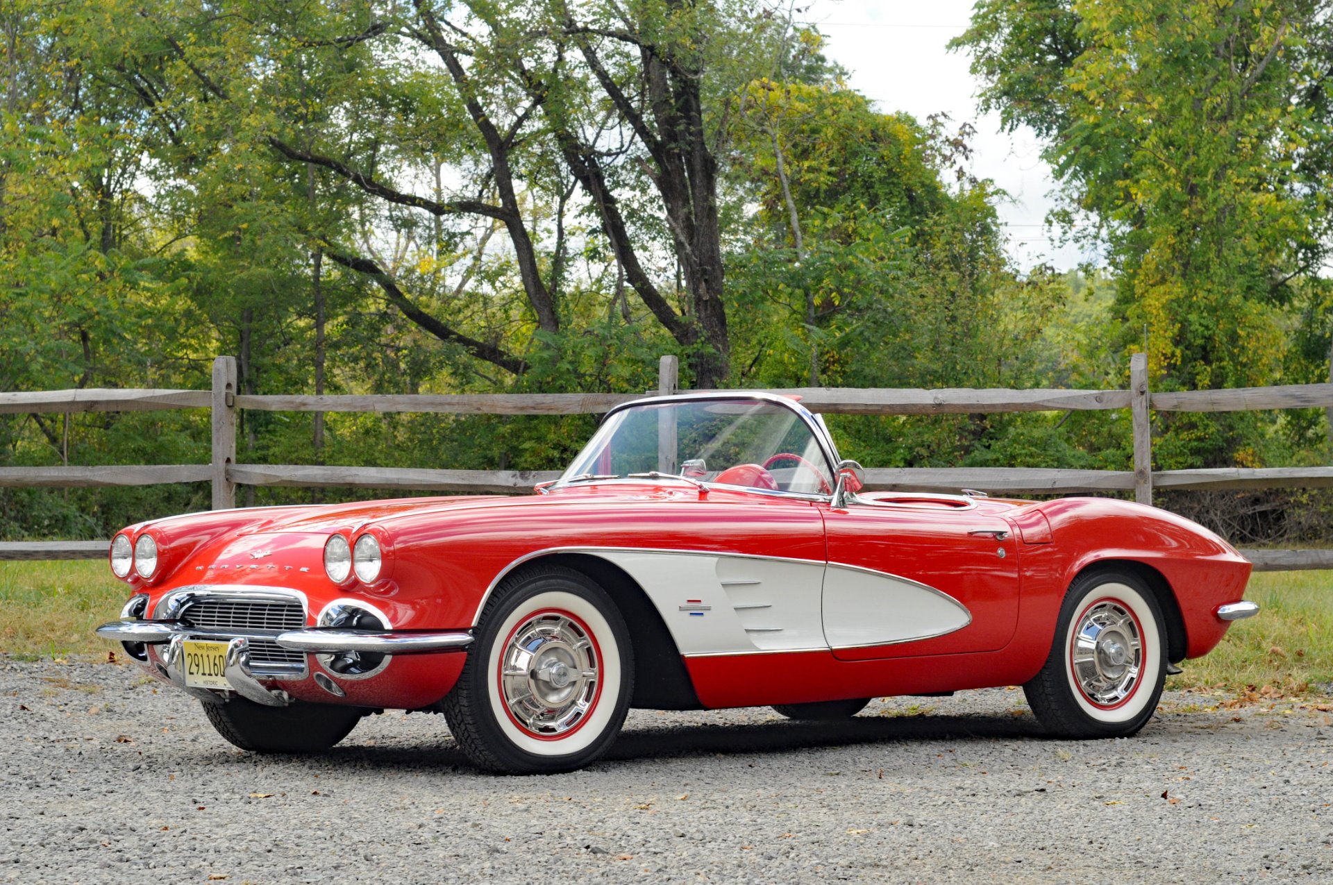 Chevrolet Corvette c1 1961
