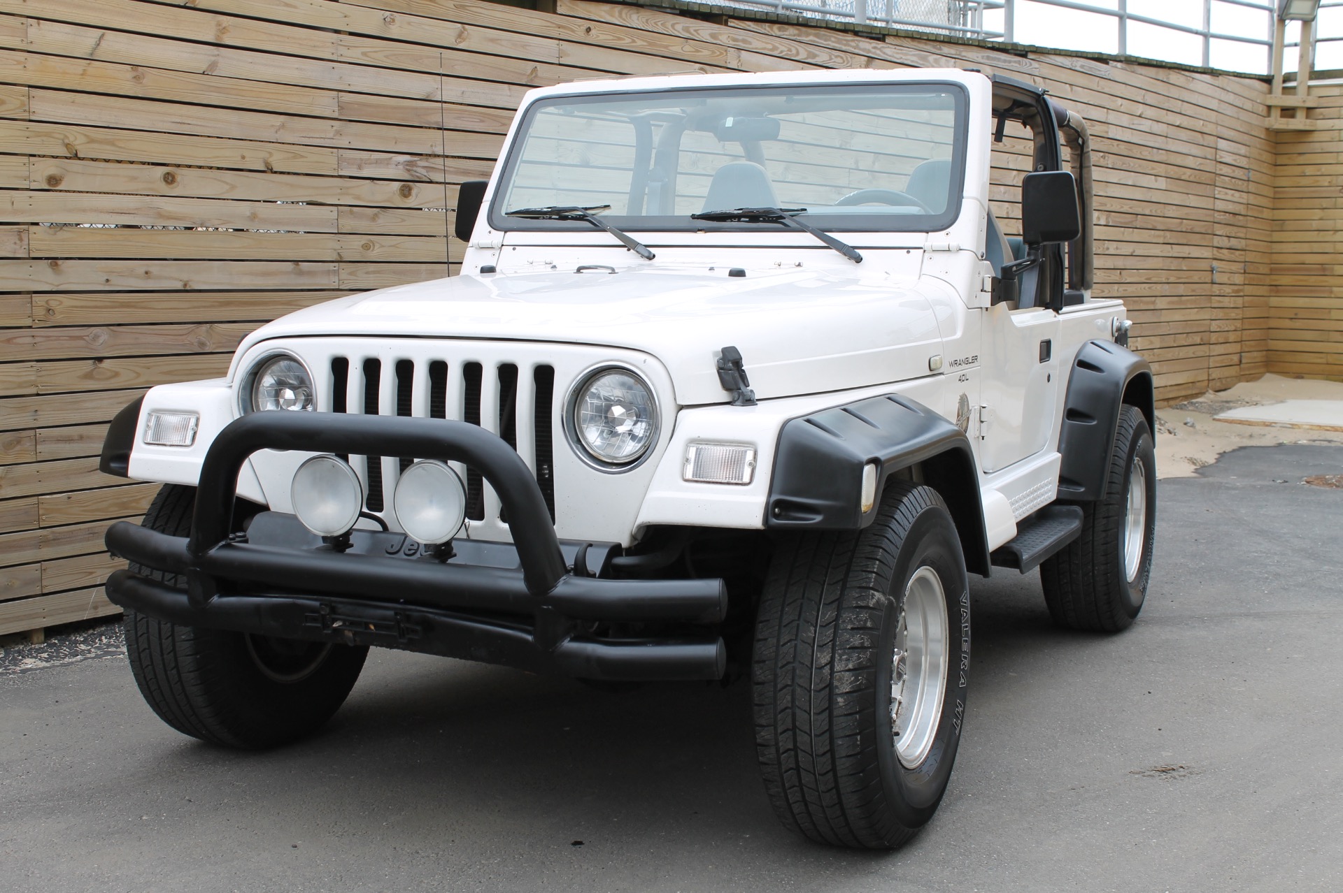 1999 Jeep Wrangler Sahara Automatic Sahara -