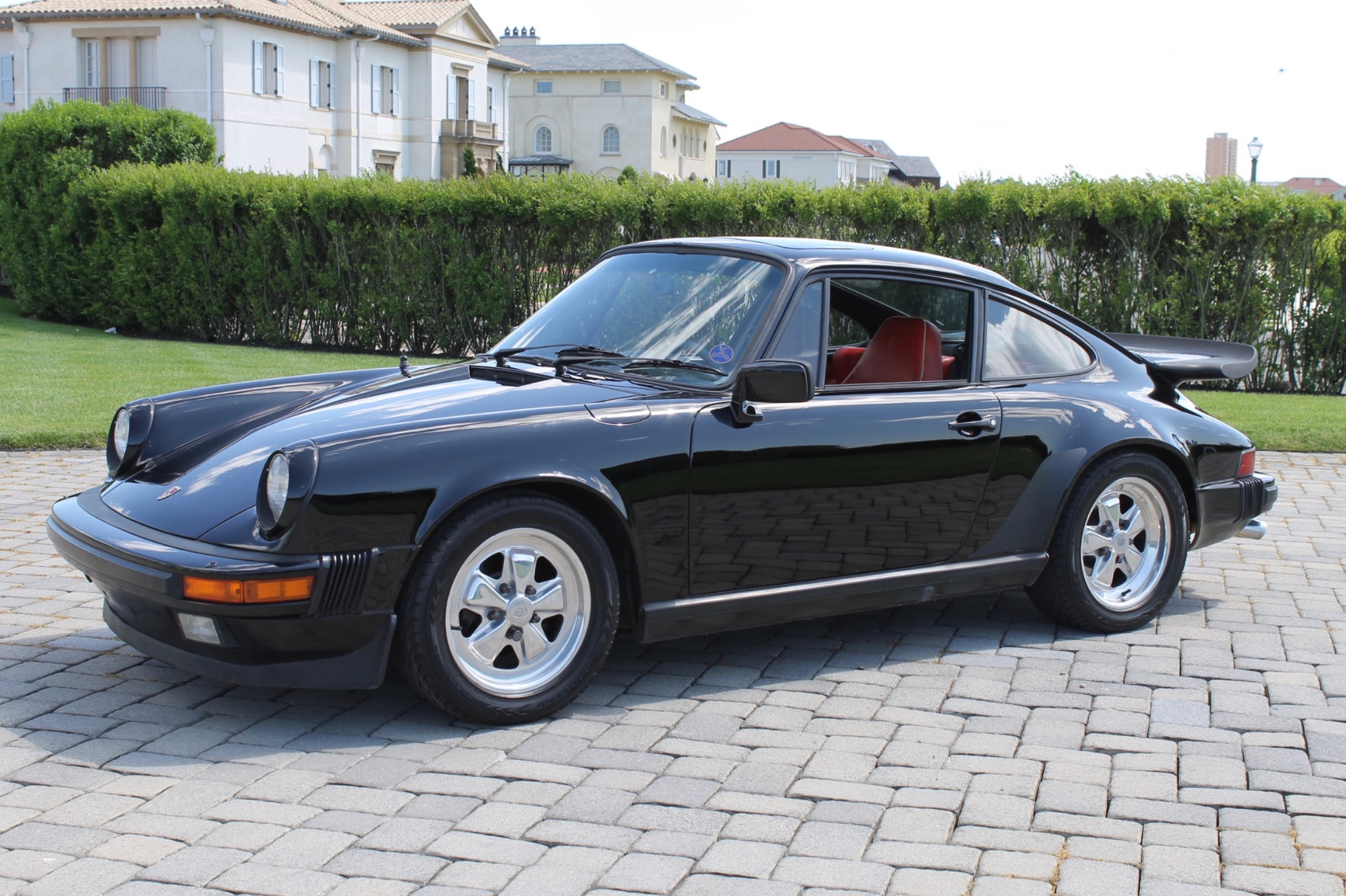 1984 Porsche 911 Carrera