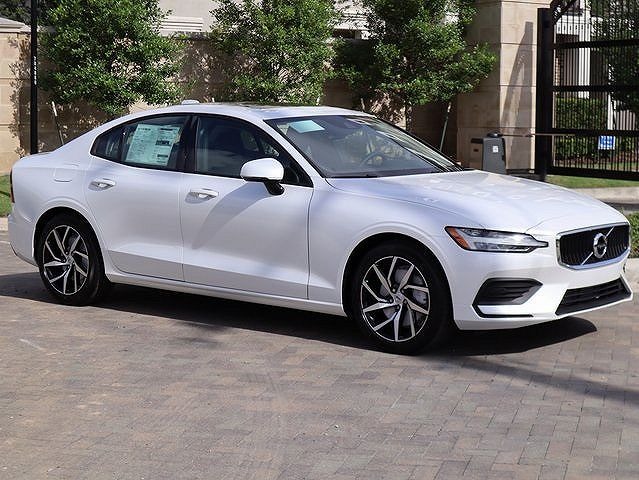 2021 Volvo S60 T5 Momentum 