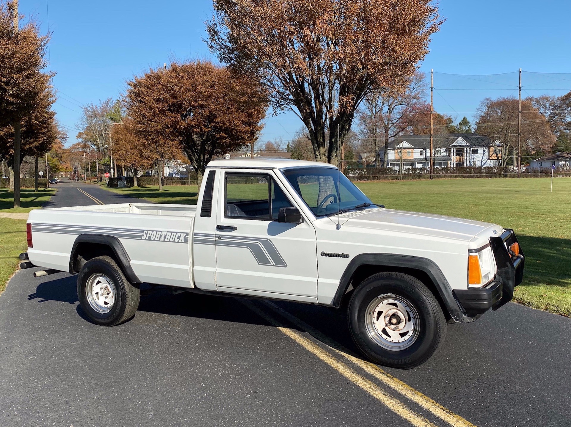 1989 Jeep Comanche 