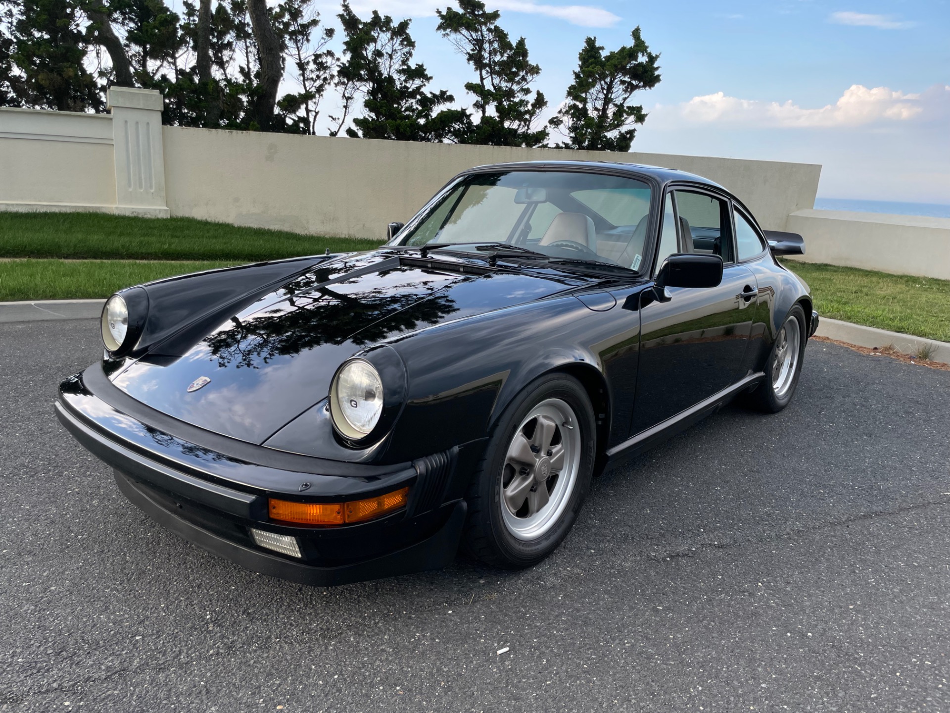 1984 Porsche 911 Carrera Carrera