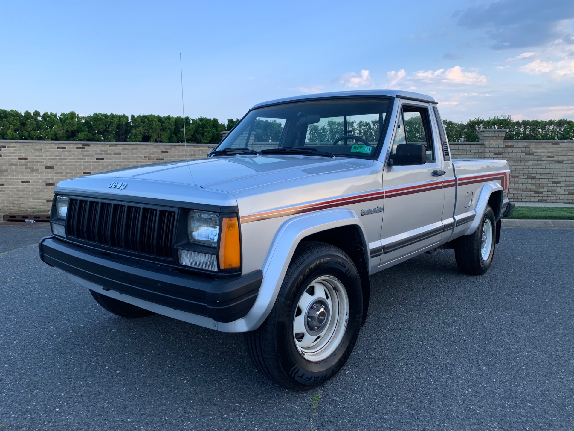 1988 Jeep Comanche Pioneer