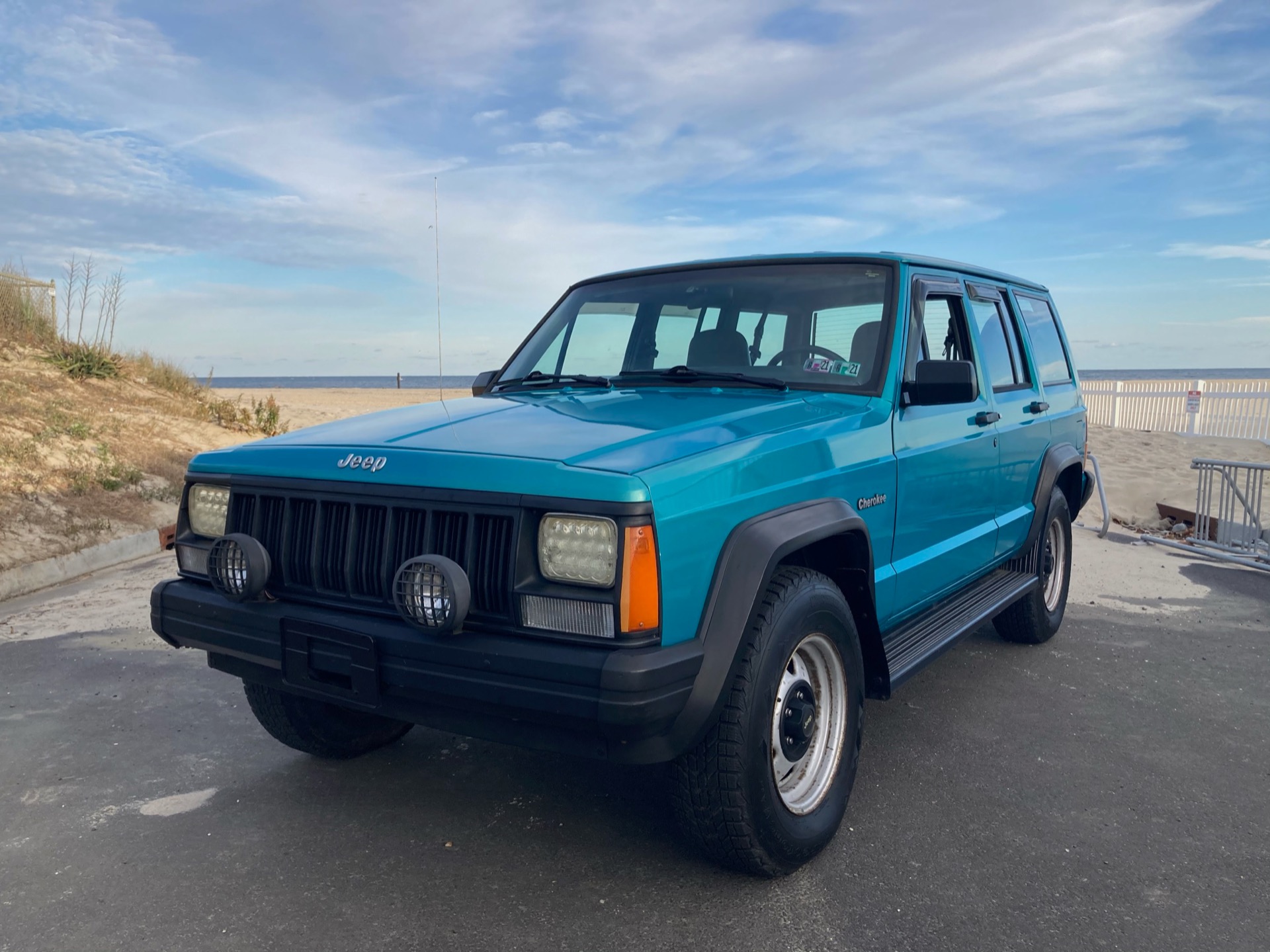 1996 Jeep Cherokee SE