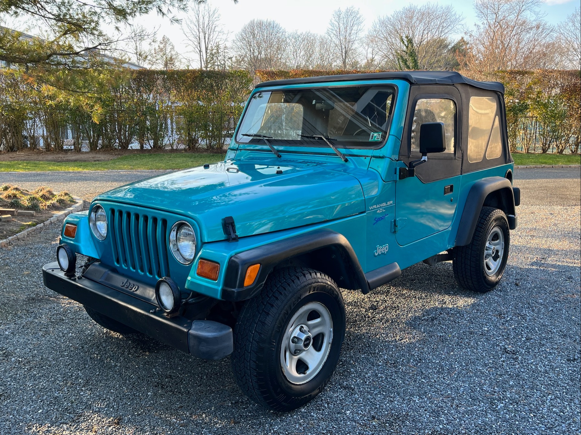 1997 Jeep Wrangler Sport .