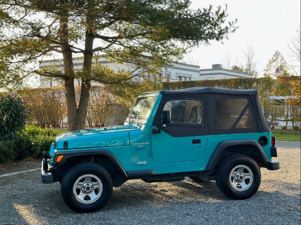 1997 Jeep Wrangler Sport . -