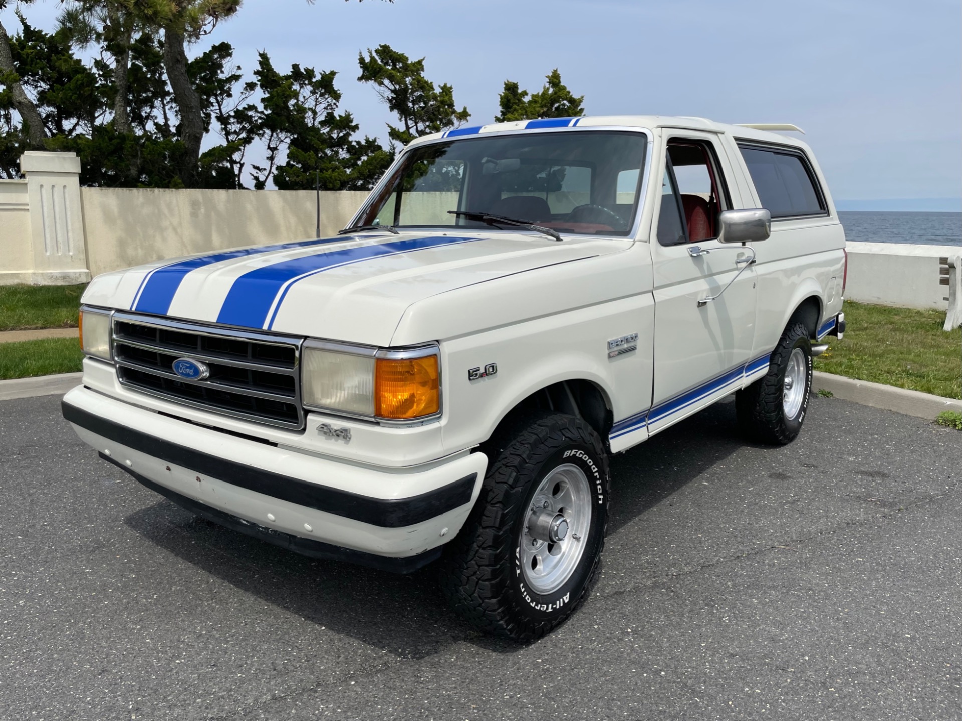 1990 Ford Bronco XLT