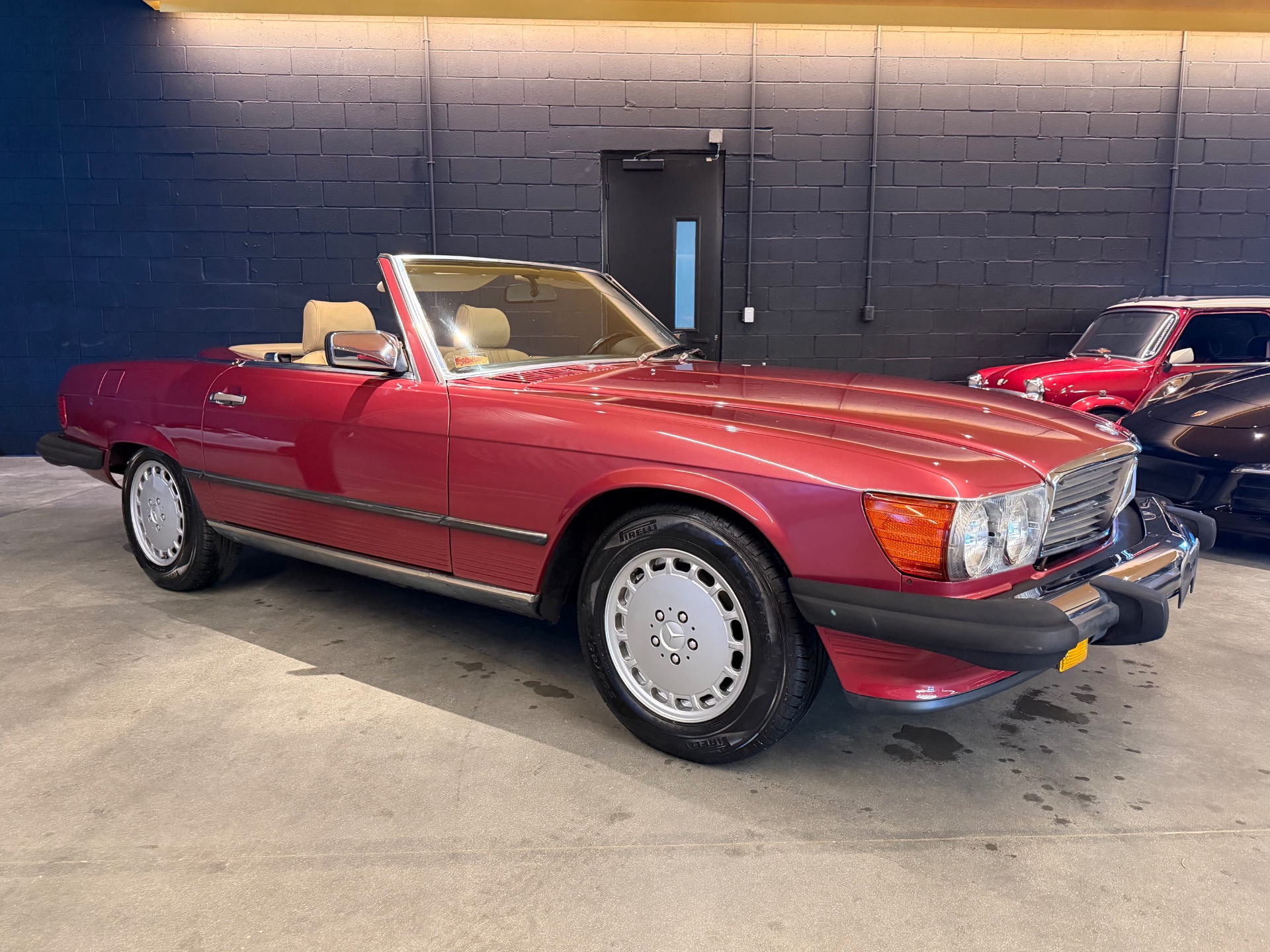 1989 Mercedes-Benz 560 SL R107