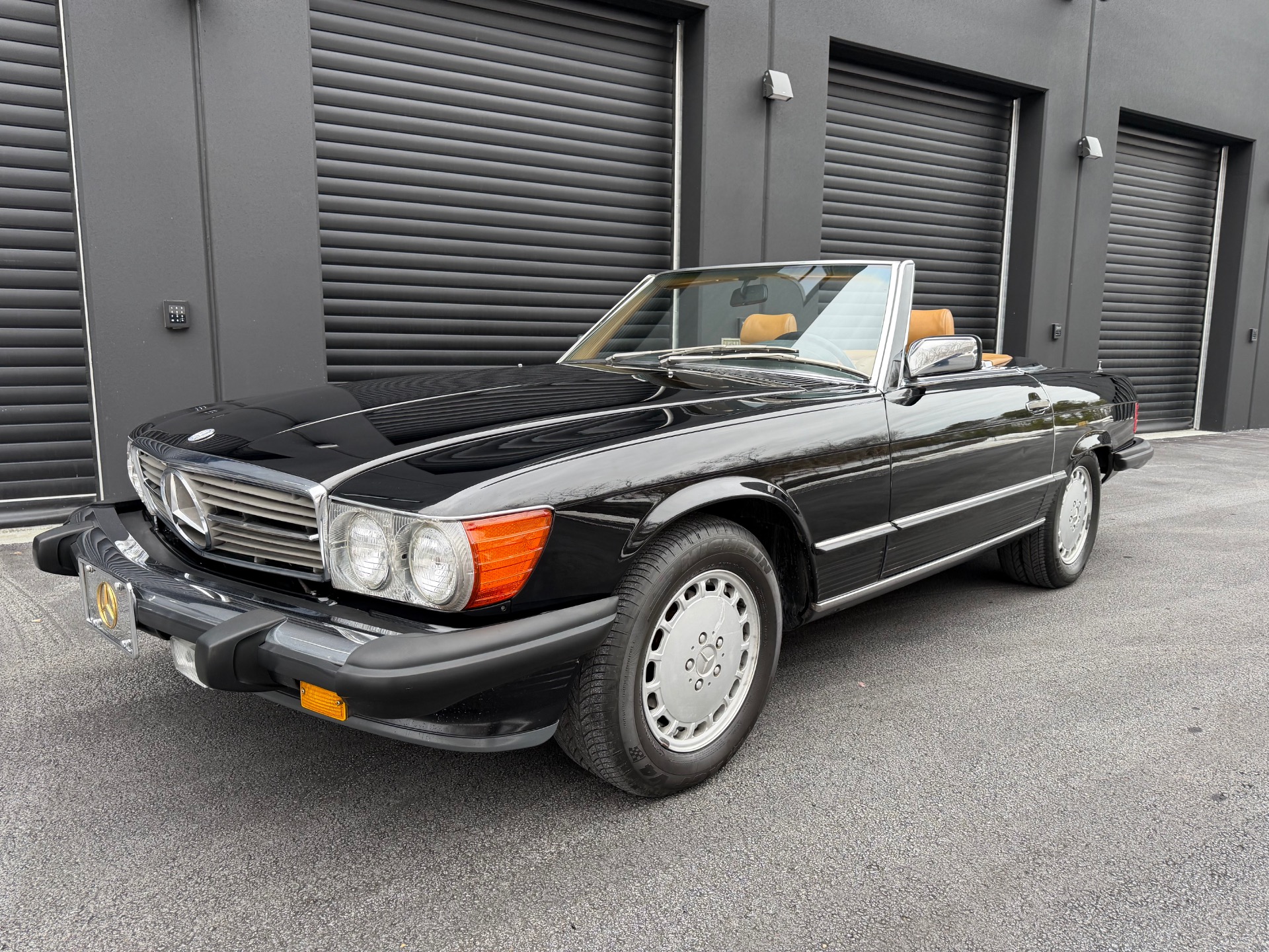 1989 Mercedes-Benz 560SL R107