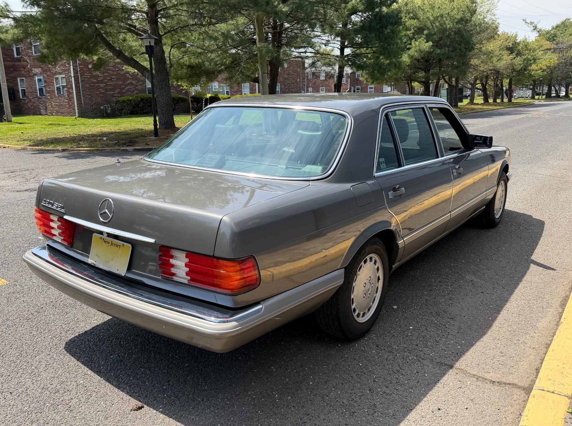 1987 Mercedes-Benz 420SEL W126