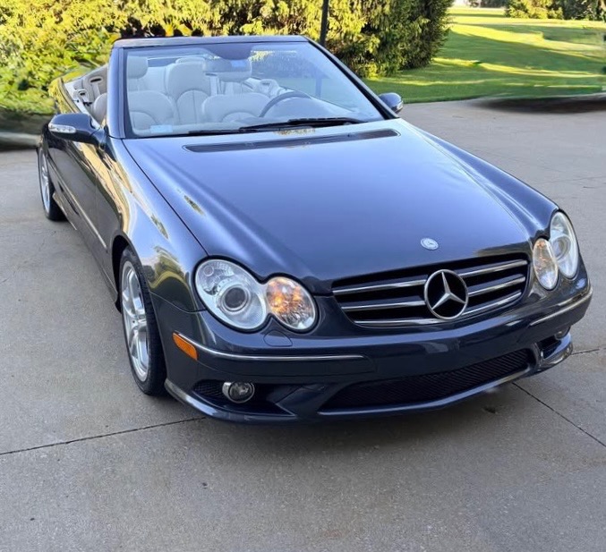 2008 Mercedes-Benz CLK 550 Convertible 